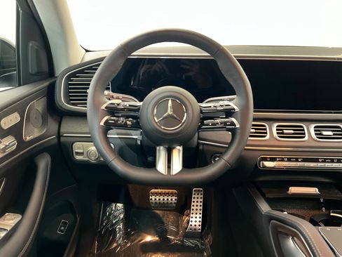 New 2026 Mercedes-Benz GLS 450 4MATIC image 12