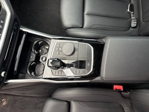 Used 2019 BMW 330i Sedan w/ Convenience Package RWD image 13