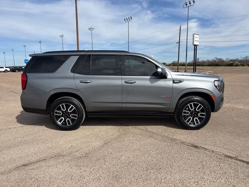 Used 2021 GMC Yukon AT4 w/ Technology Package image 7