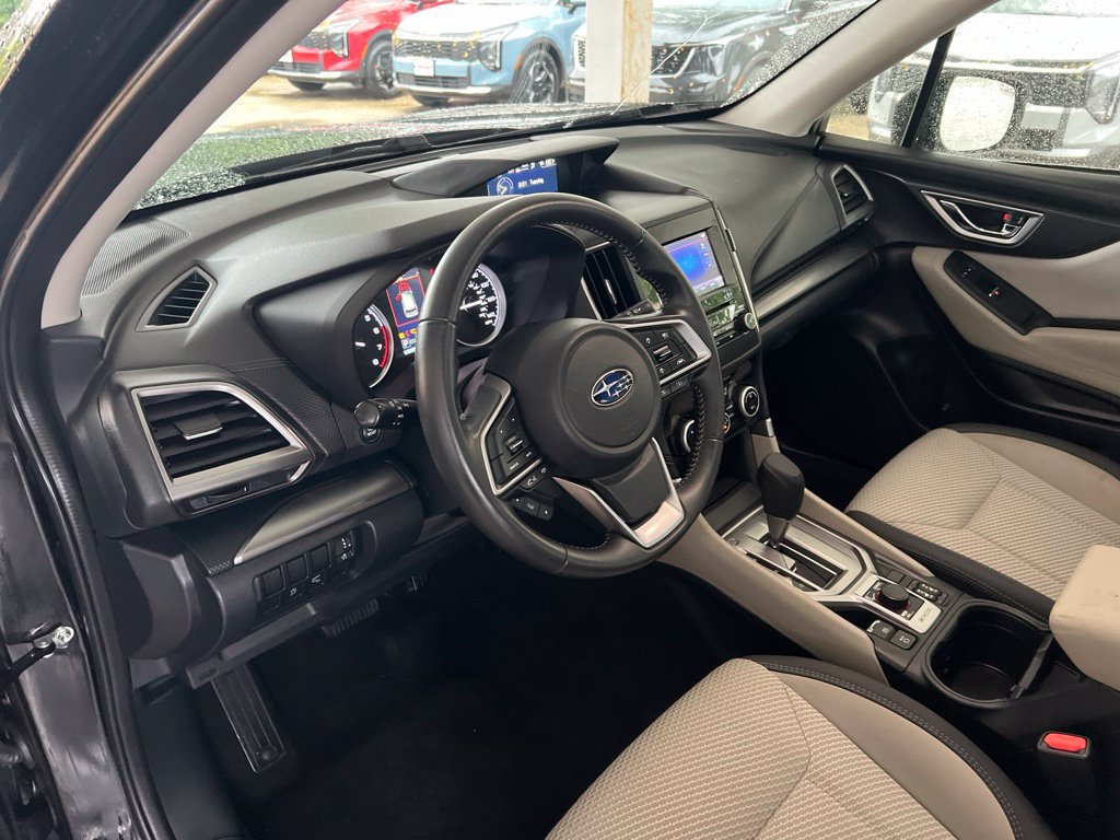 Used 2019 Subaru Forester Premium AWD/4WD image 6