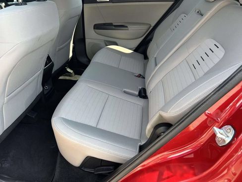Used 2020 Kia Sportage LX w/ LX Popular Package AWD/4WD image 18