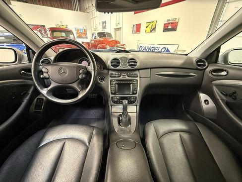Used 2004 Mercedes-Benz CLK 320 Coupe image 16
