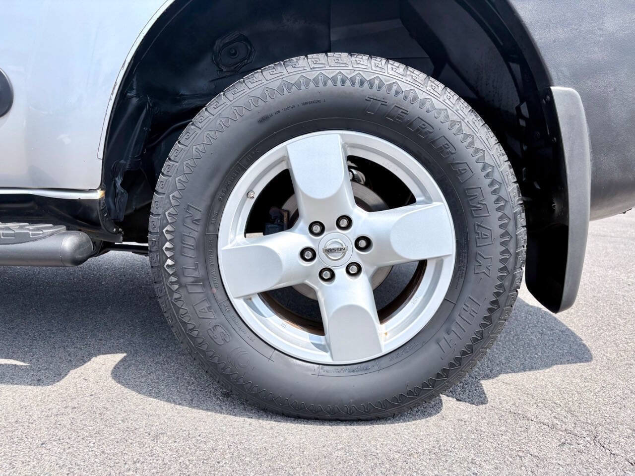 Used 2005 Nissan Xterra SE AWD/4WD image 39