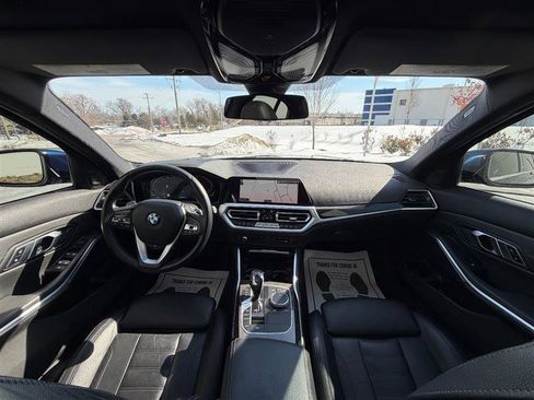 Used 2020 BMW 330i Sedan w/ Executive Package image 40