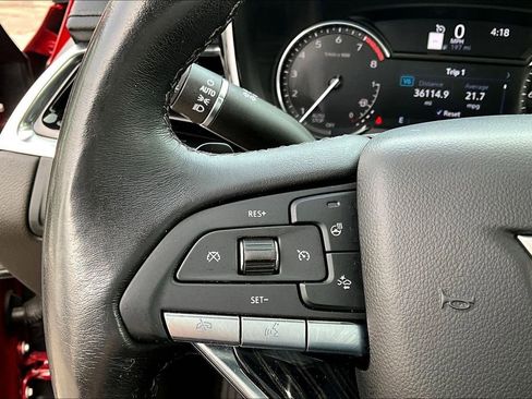 Used 2022 Cadillac XT6 Premium Luxury AWD/4WD image 11