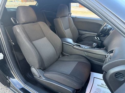 Used 2021 Dodge Challenger SXT w/ Blacktop Package image 14