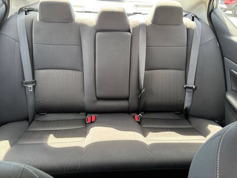 Used 2025 Nissan Altima 2.5 SV FWD image 37