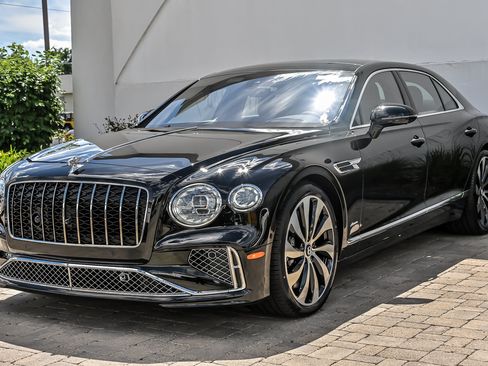 New 2026 Bentley Flying Spur Plug-In Hybrid AWD/4WD image 5