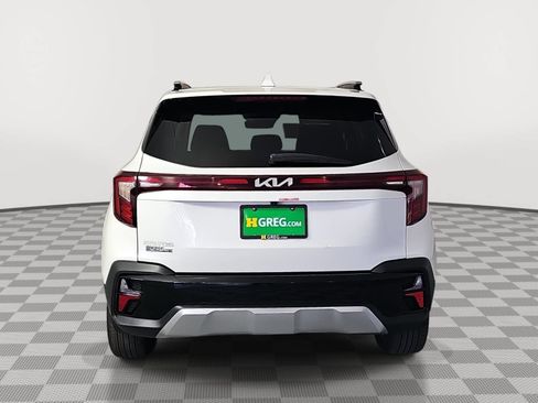 Used 2025 Kia Seltos S FWD image 7