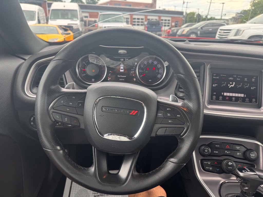 Used 2019 Dodge Challenger R/T RWD image 30