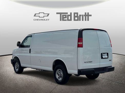 Used 2024 GMC Savana 2500 w/ Driver Convenience Package RWD image 6