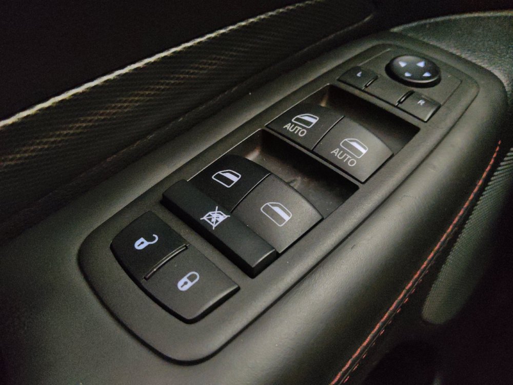 Used 2022 Dodge Durango R/T w/ Tow 'N Go Package AWD/4WD image 27