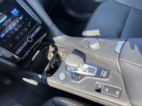Used 2022 INFINITI QX50 Luxe image 19