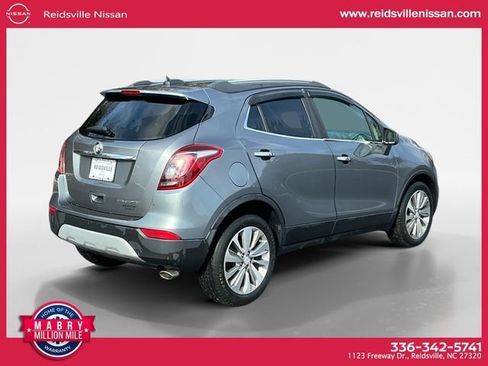 Used 2020 Buick Encore Preferred image 6