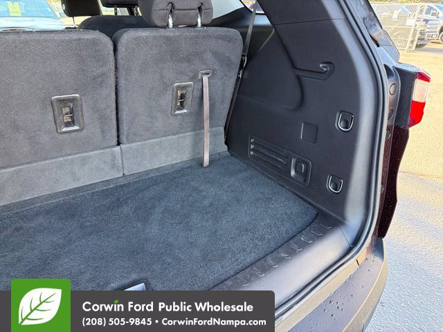 Used 2019 Chevrolet Traverse LT w/ LPO, Blackout Package AWD/4WD image 31