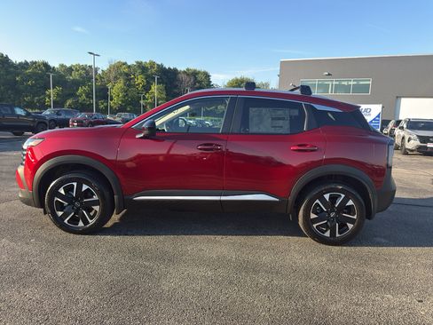 New 2026 Nissan Kicks SV w/ Cold Weather Package AWD/4WD image 6
