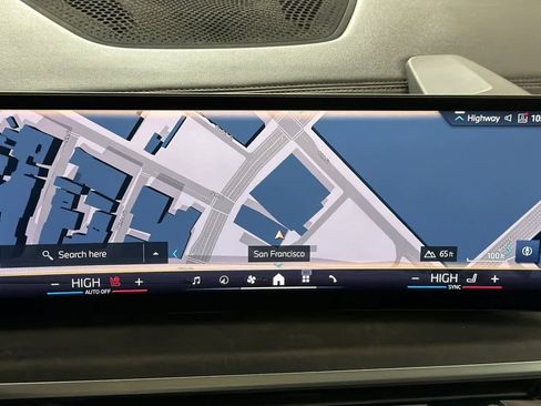 Used 2024 BMW X7 xDrive40i w/ Executive Package image 19