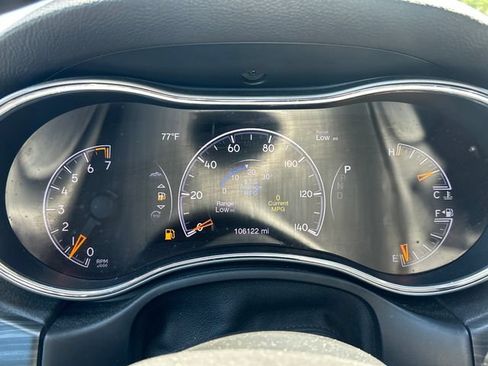Used 2019 Jeep Grand Cherokee Limited w/ Luxury Group II AWD/4WD image 17