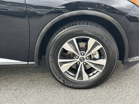 Used 2023 Nissan Murano SV image 12