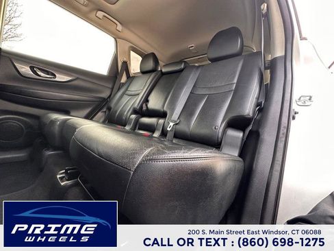 Used 2015 Nissan Rogue SL w/ SL Premium Package image 12