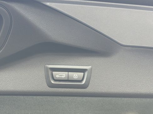 Used 2026 BMW X5 xDrive40i image 23