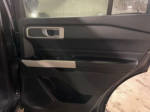 Used 2020 Ford Explorer XLT w/ Equipment Group 202A image 20