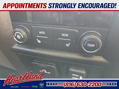 Used 2021 Chevrolet Traverse Premier AWD/4WD image 83