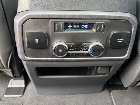 Used 2024 Ford Expedition Platinum RWD image 22