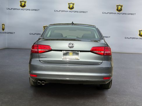 Used 2015 Volkswagen Jetta S image 4