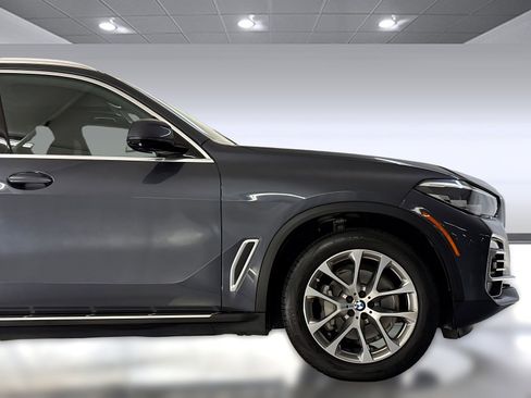Used 2019 BMW X5 xDrive40i w/ Convenience Package AWD/4WD image 35