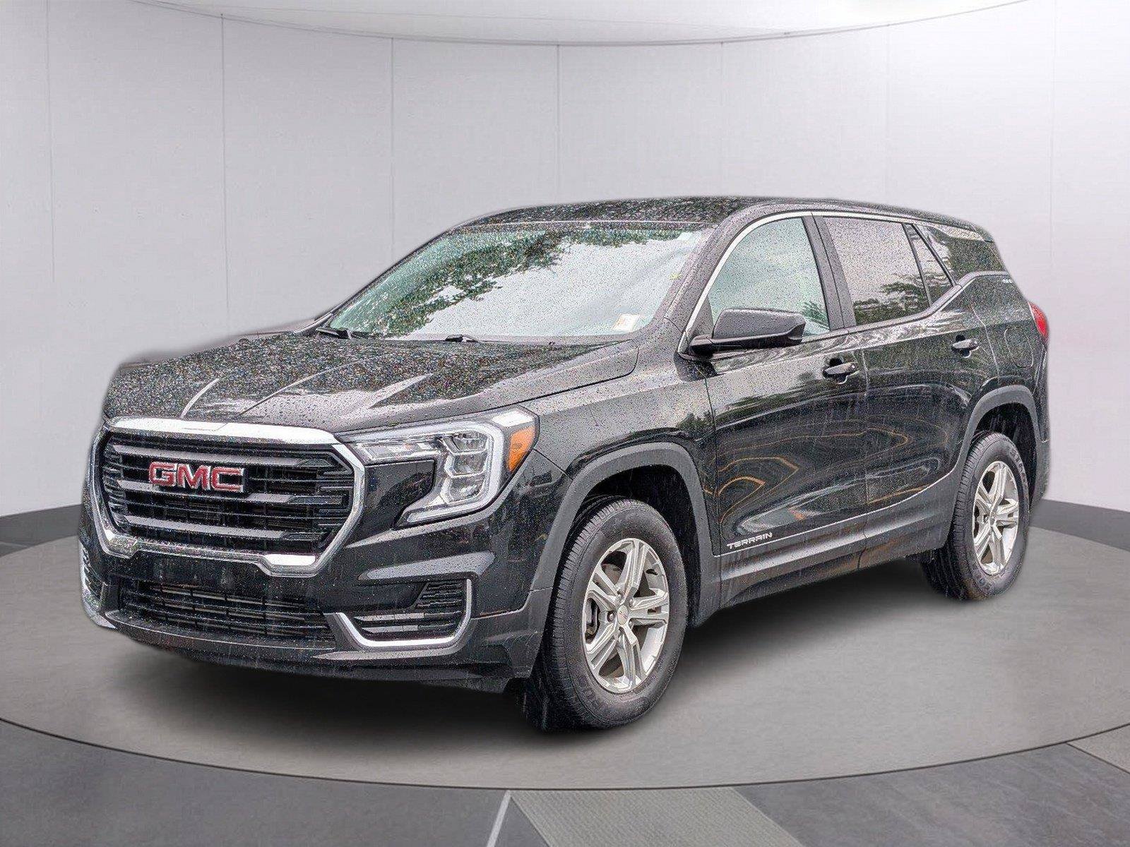 Used 2024 GMC Terrain SLE AWD/4WD image 1