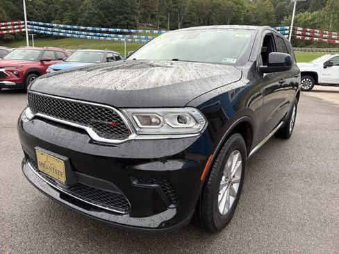 Used 2024 Dodge Durango SXT AWD/4WD image 10