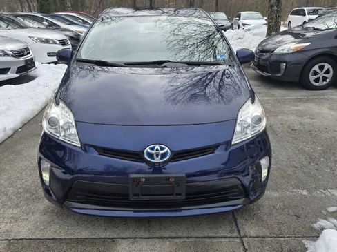 Used 2013 Toyota Prius Three image 8