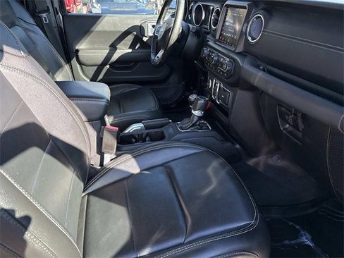 Used 2021 Jeep Gladiator Overland w/ Popular Equipment Package image 22