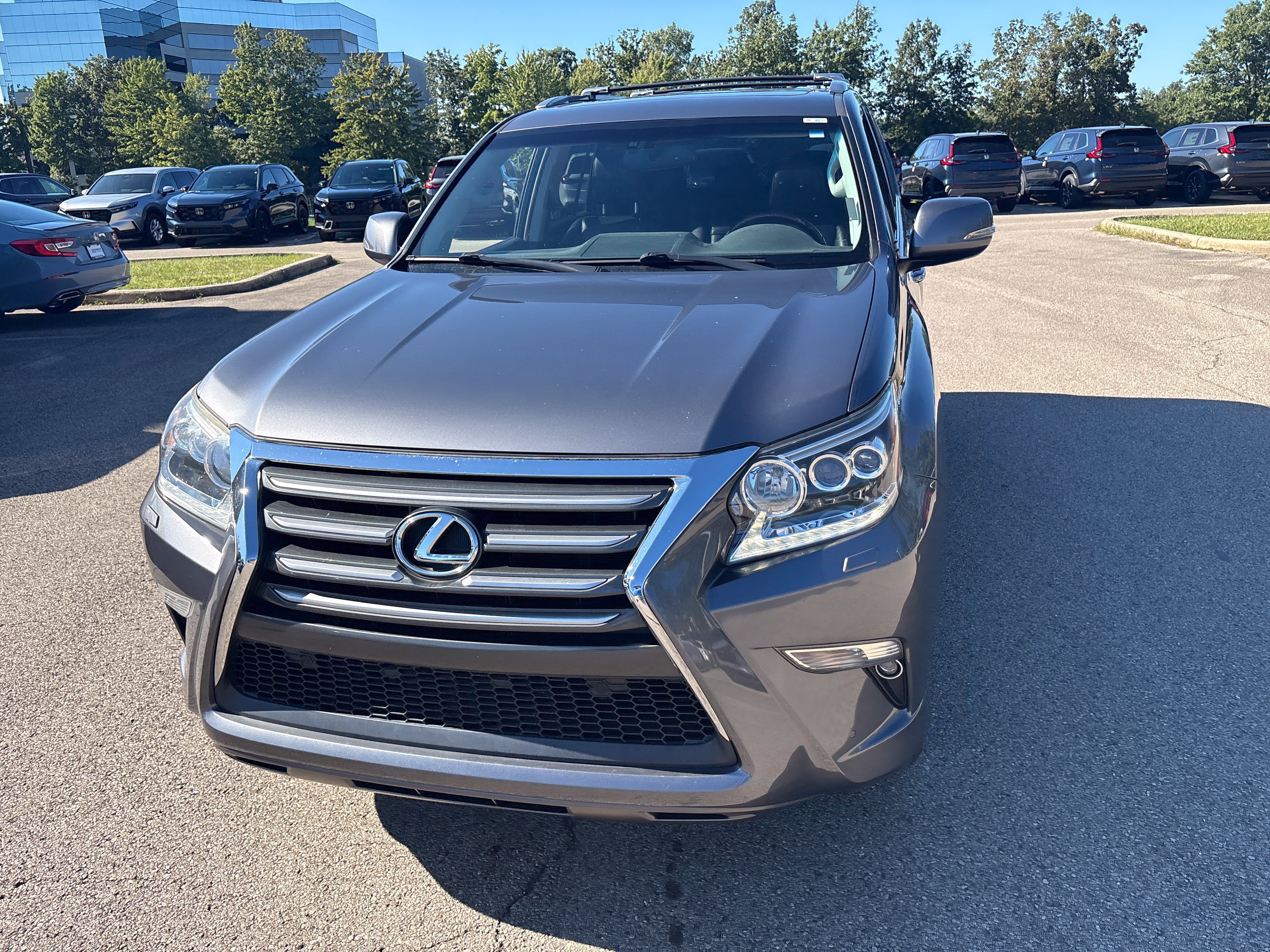 Used 2016 Lexus GX 460 w/ Premium Package AWD/4WD image 13