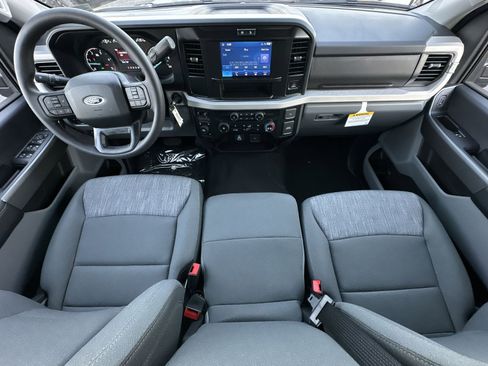 New 2026 Ford F450 XLT w/ 360-Degree Camera Package image 32