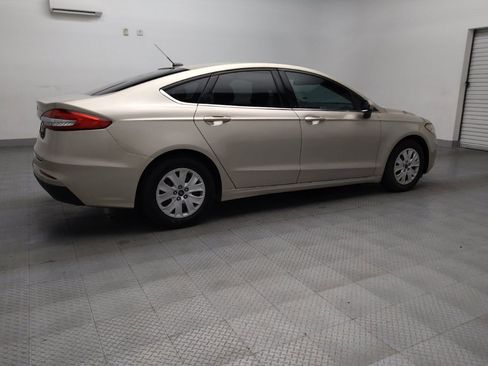 Used 2019 Ford Fusion S image 10