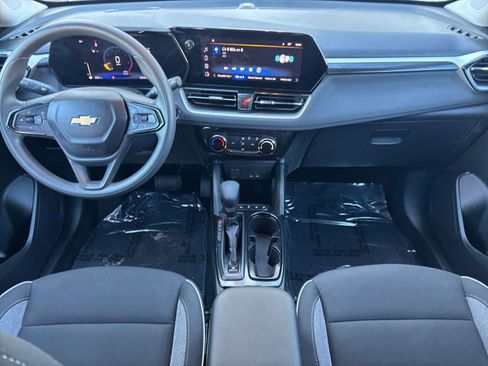 Used 2025 Chevrolet TrailBlazer LT image 29