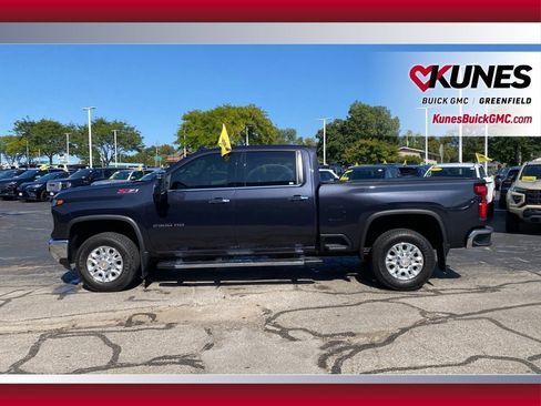 Used 2024 Chevrolet Silverado 2500 LTZ w/ LTZ Plus Package image 4