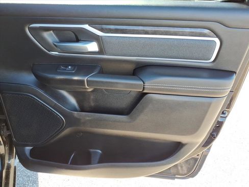 Used 2022 RAM 1500 Big Horn AWD/4WD image 19