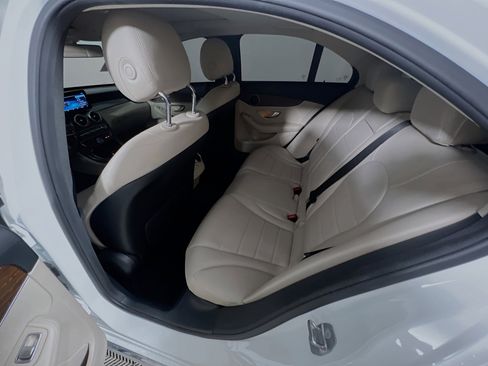 Used 2019 Mercedes-Benz C 300 Sedan image 29