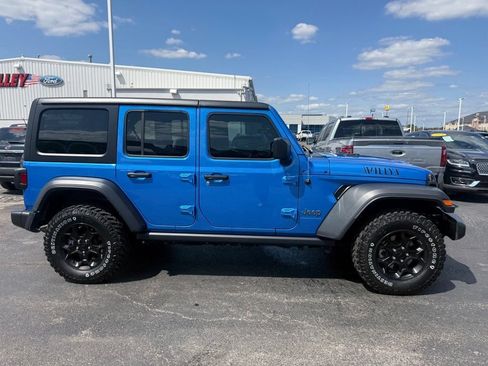 Used 2023 Jeep Wrangler Unlimited w/ Cold Weather Group AWD/4WD image 2