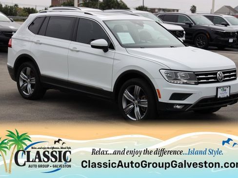 Used 2021 Volkswagen Tiguan SEL image 1