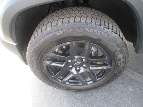 Used 2024 Chevrolet Colorado Trail Boss w/ Advanced Trailering Package image 15