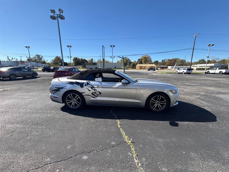 Used 2017 Ford Mustang Premium RWD image 5