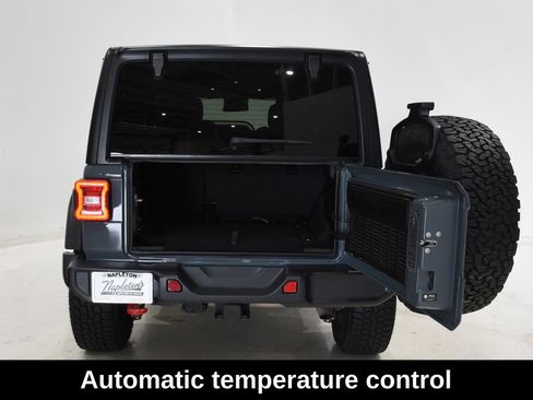 Used 2024 Jeep Wrangler Unlimited Rubicon AWD/4WD image 8
