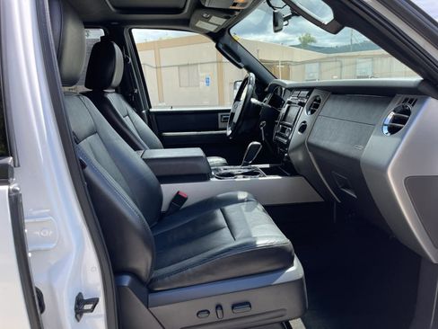Used 2013 Ford Expedition EL Limited RWD image 23