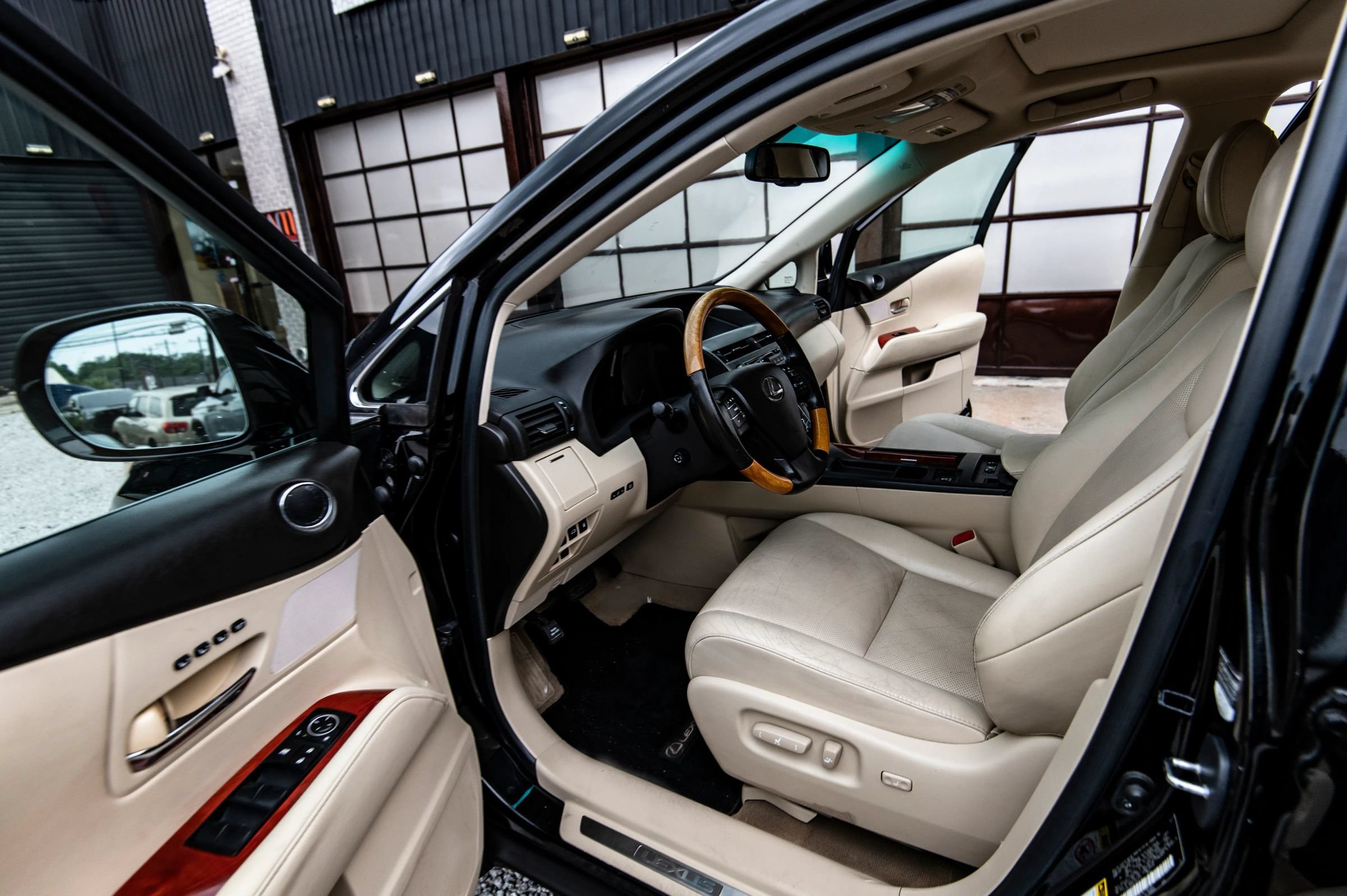 Used 2012 Lexus RX 350 FWD w/ Premium Pkg image 34