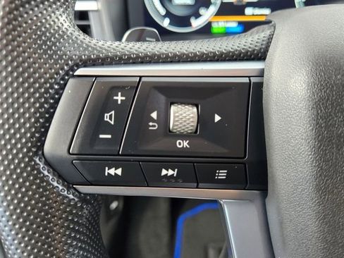 Used 2025 Mitsubishi Outlander ES image 25