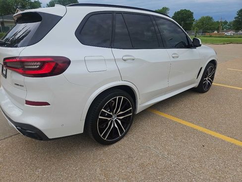 Used 2021 BMW X5 xDrive40i w/ M Sport Package image 10